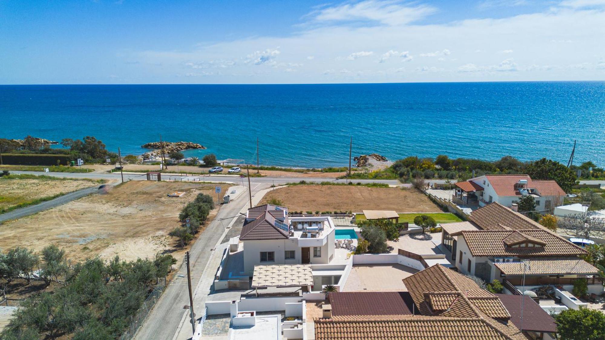 Villa Pacy Agios Theodoros Bagian luar foto