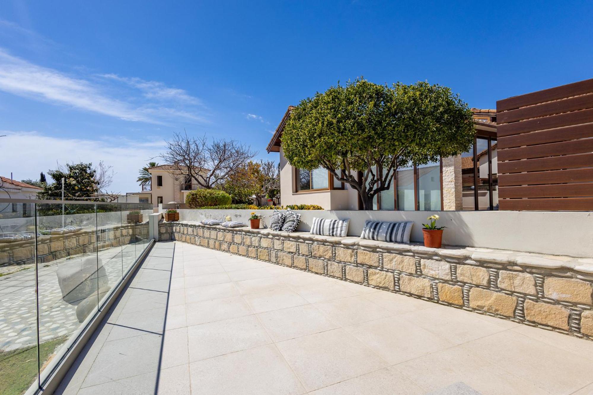 Villa Pacy Agios Theodoros Bagian luar foto
