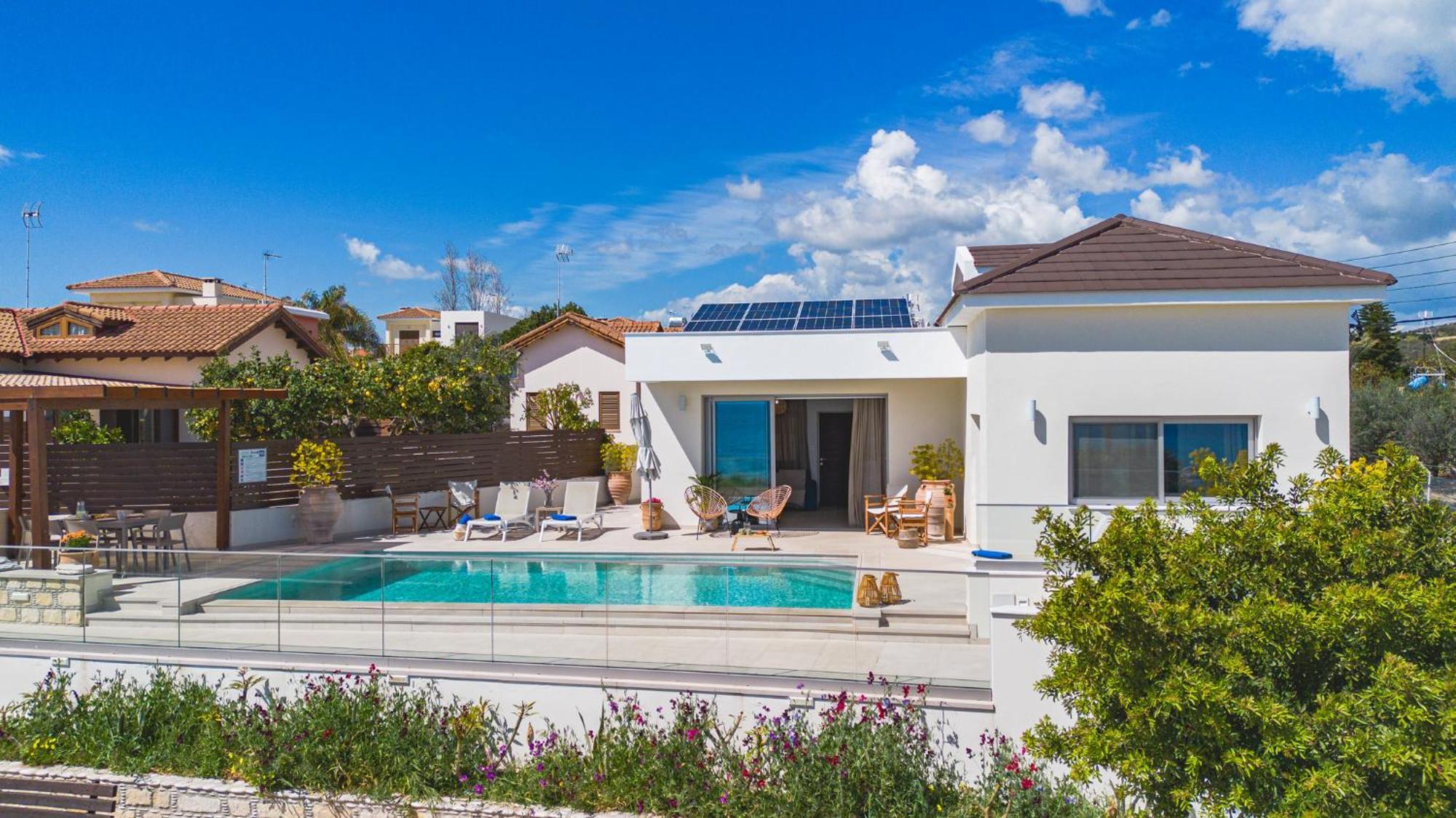 Villa Pacy Agios Theodoros Bagian luar foto