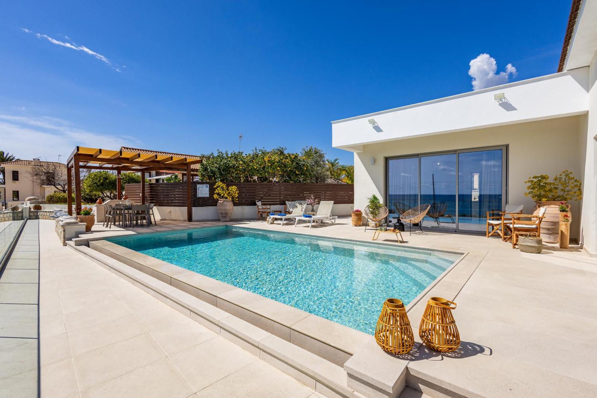 Villa Pacy Agios Theodoros Bagian luar foto